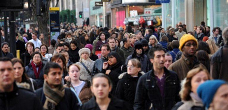 Cabinet-Agrees-System-for-EU-Workers-768x372
